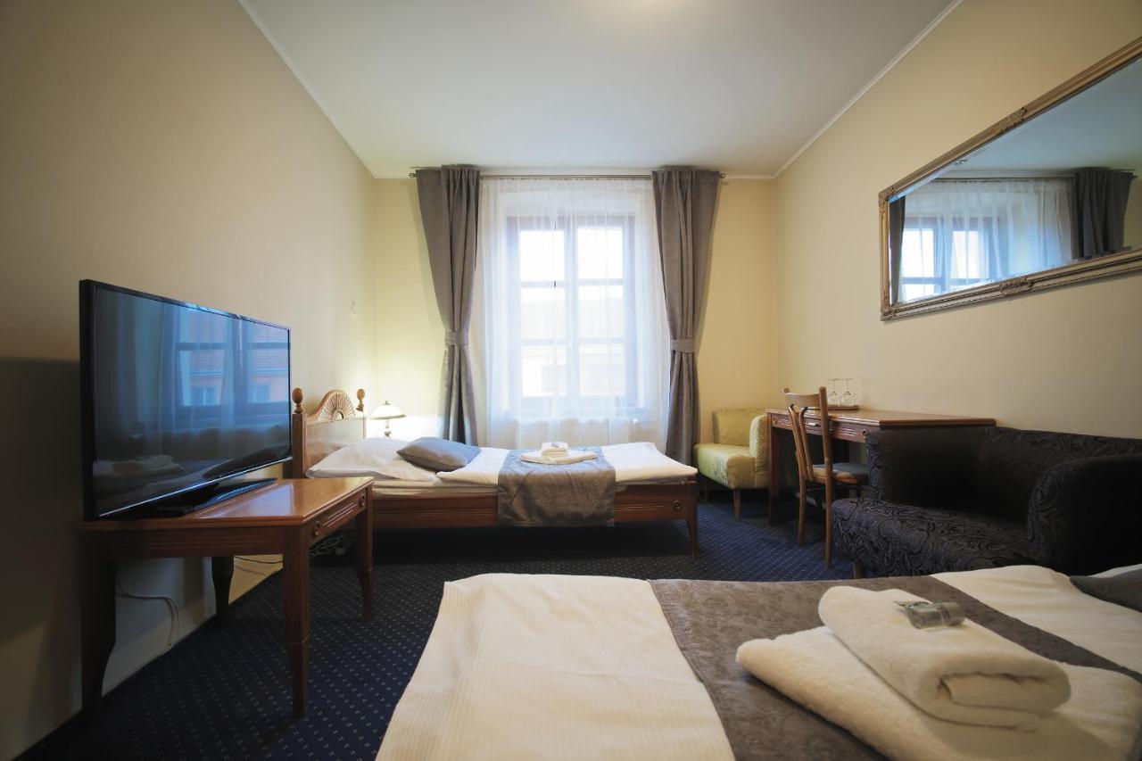 Hotel Napoleon Austerlitz Eksteriør bilde
