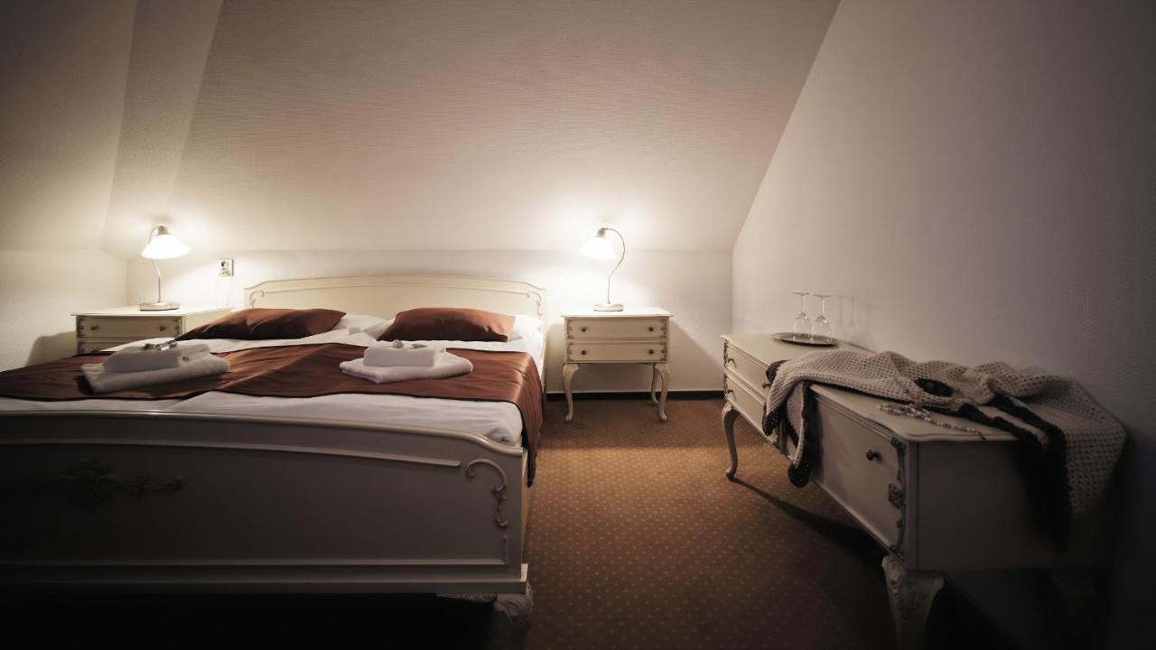 Hotel Napoleon Austerlitz Eksteriør bilde