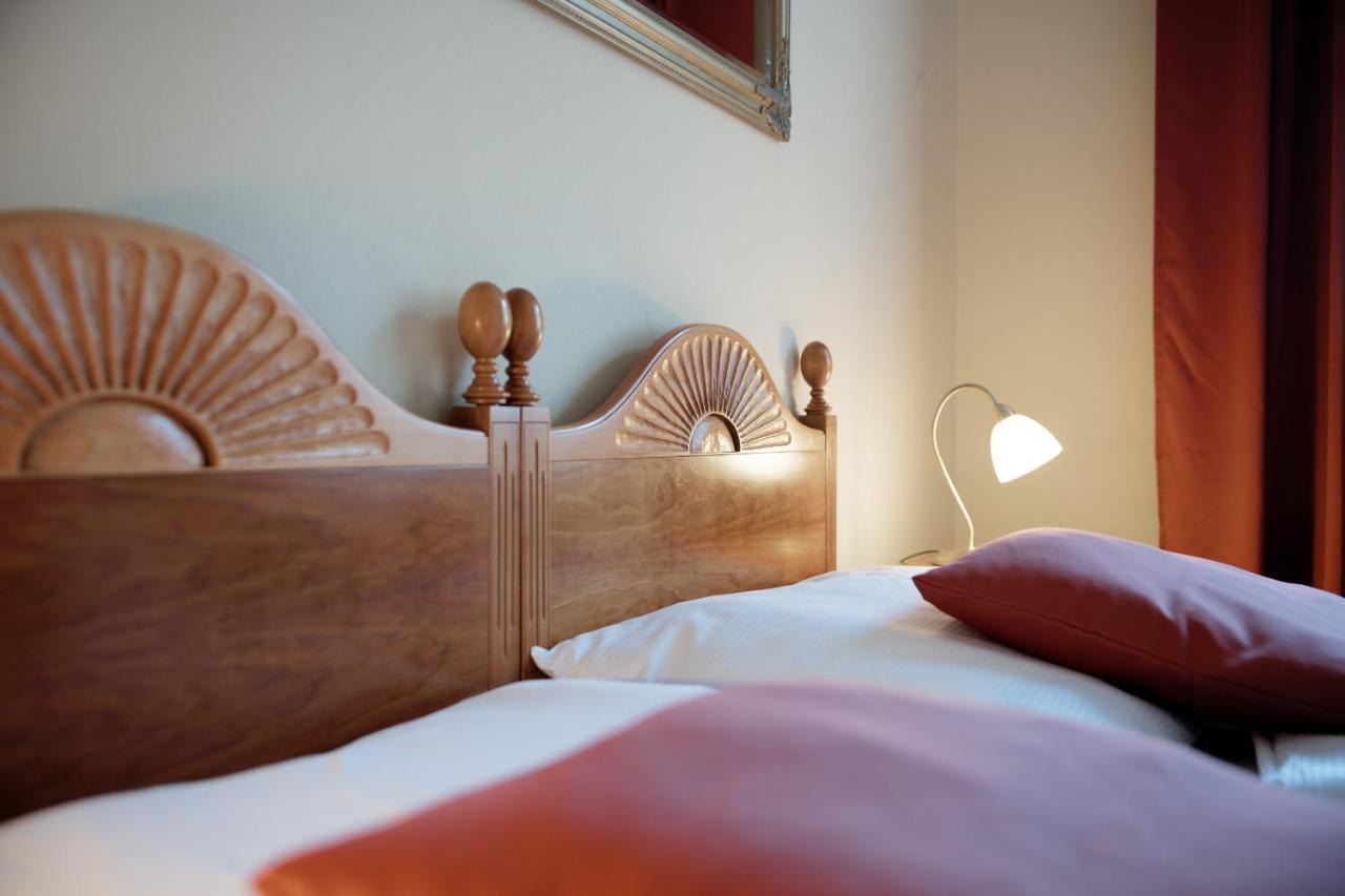 Hotel Napoleon Austerlitz Eksteriør bilde
